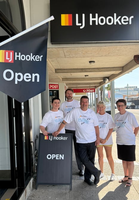 LJ Hooker Wollongong principal Martin Merritt and his team - 2